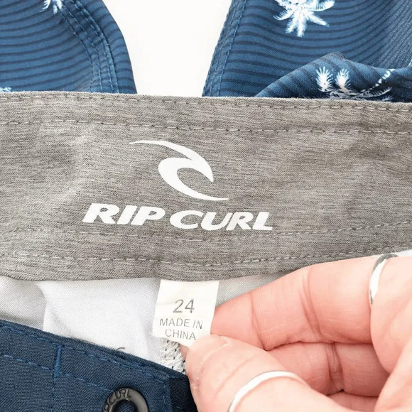 Rip Curl Kids Decco Volley Swim Trunks Board Shorts Blue Palm Tree Size 24 - Picture 3 of 3